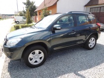 TOYOTA RAV4 2.2 D-4D