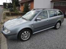 ŠKODA OCTAVIA 1.6 16V