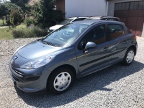 PEUGEOT 207 1.4i