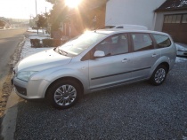 FORD FOCUS KOMBI 1.6i