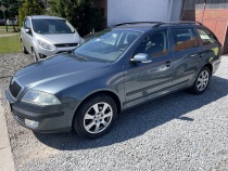 ŠKODA OCTAVIA II 1.6 FSI