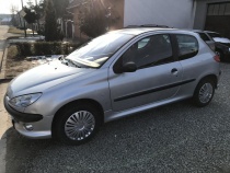 PEUGEOT 206 1.6i