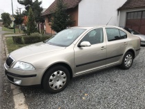 ŠKODA OCTAVIA 1.6 FSI