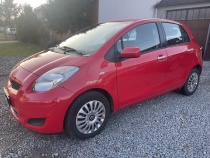 TOYOTA YARIS 1.0i