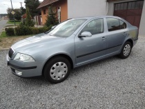 ŠKODA OCTAVIA 1.6 FSI