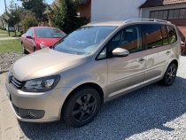 VW TOURAN 2.0 TDI HIGHLINE